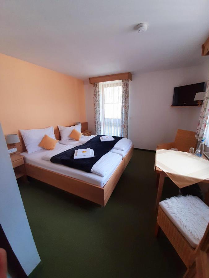 Hotel Landgasthof Frankenstern Gossweinstein Εξωτερικό φωτογραφία